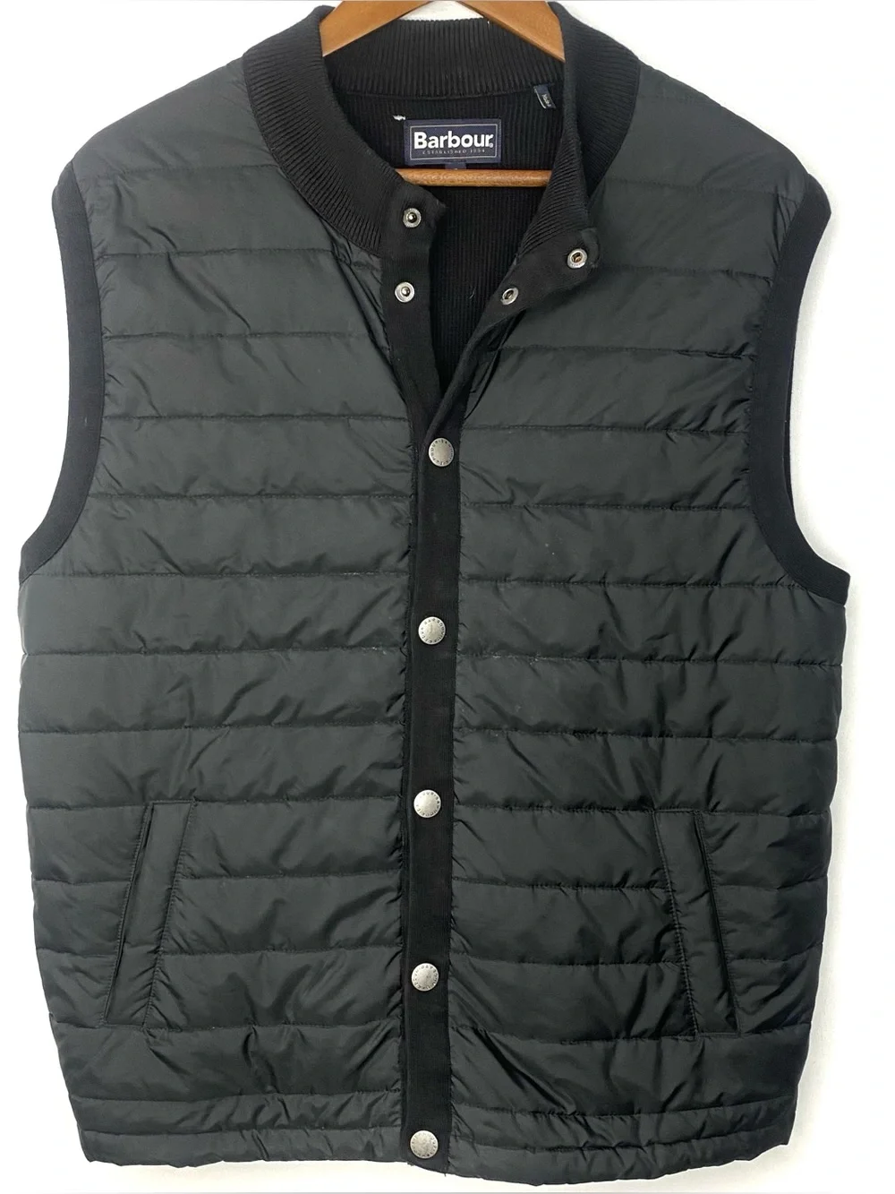 Barbour Mens Black Essential Gilet Quilted Snap Button Front Vest Jacket Size XL